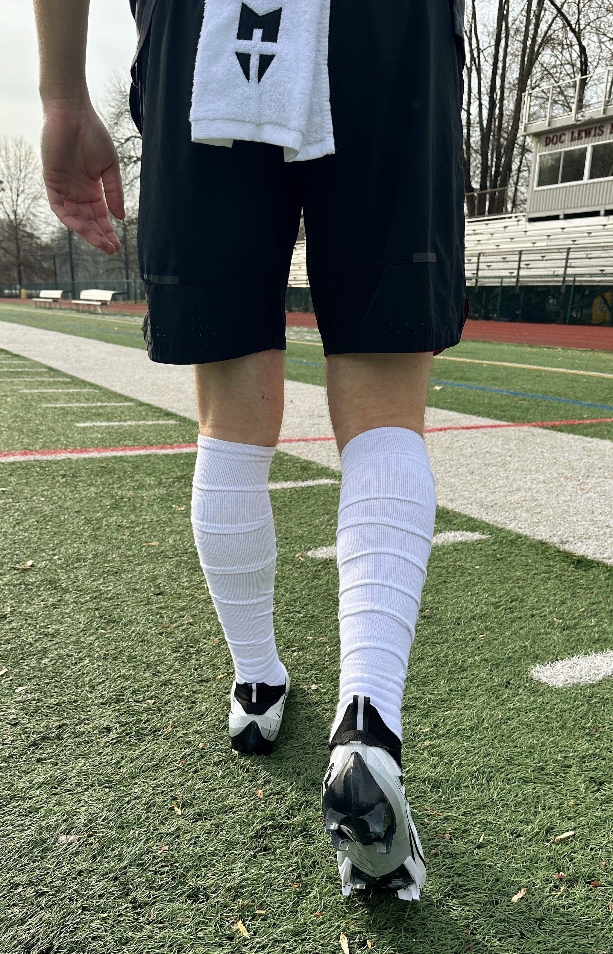 Sports Unlimited Gameday Drip Scrunch Football Socks